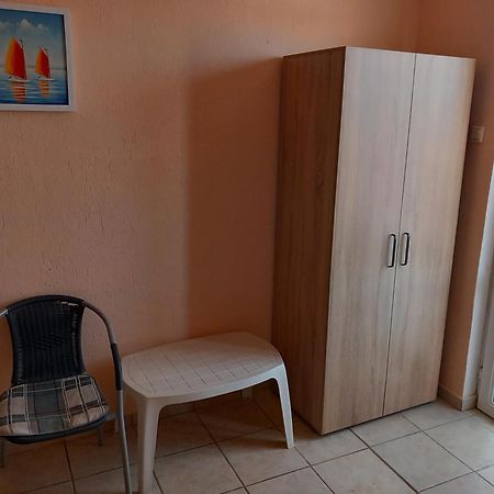 Къща За Гости Семейство Маврови Hotel Rezovo Kültér fotó