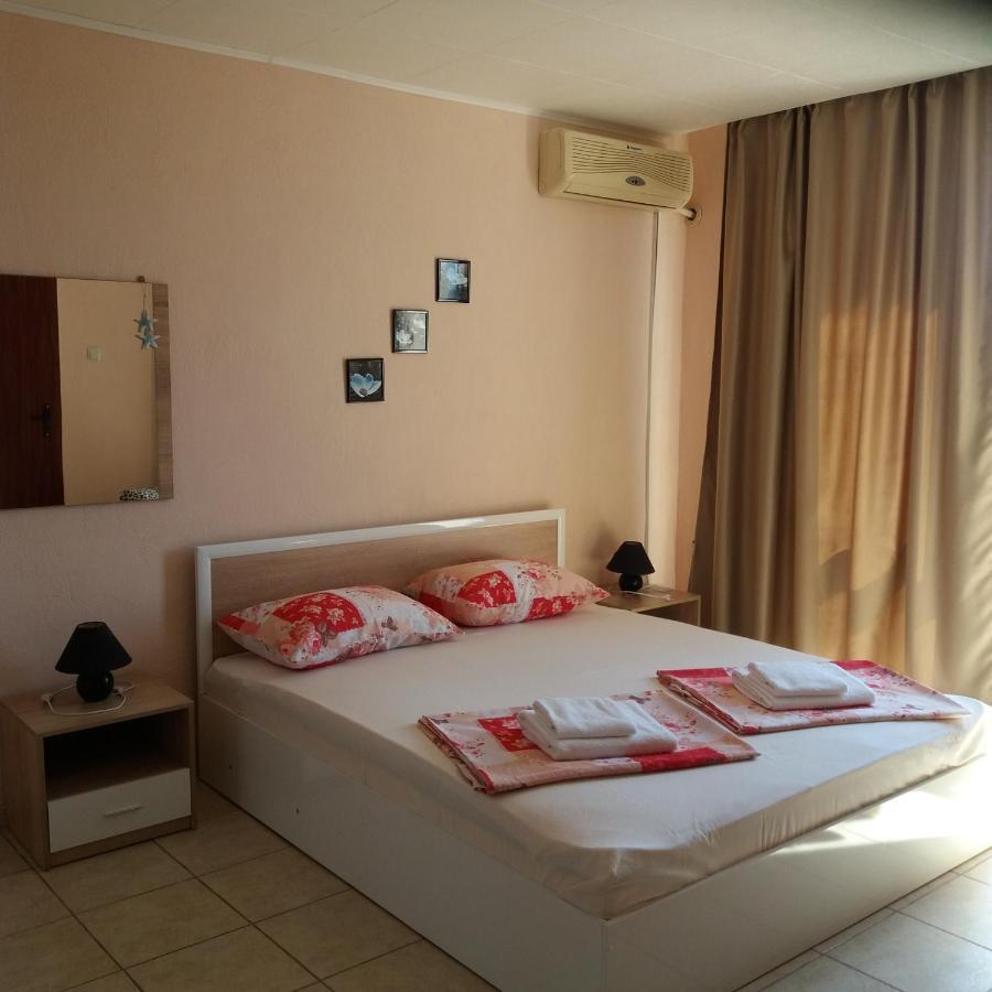 Къща За Гости Семейство Маврови Hotel Rezovo Kültér fotó